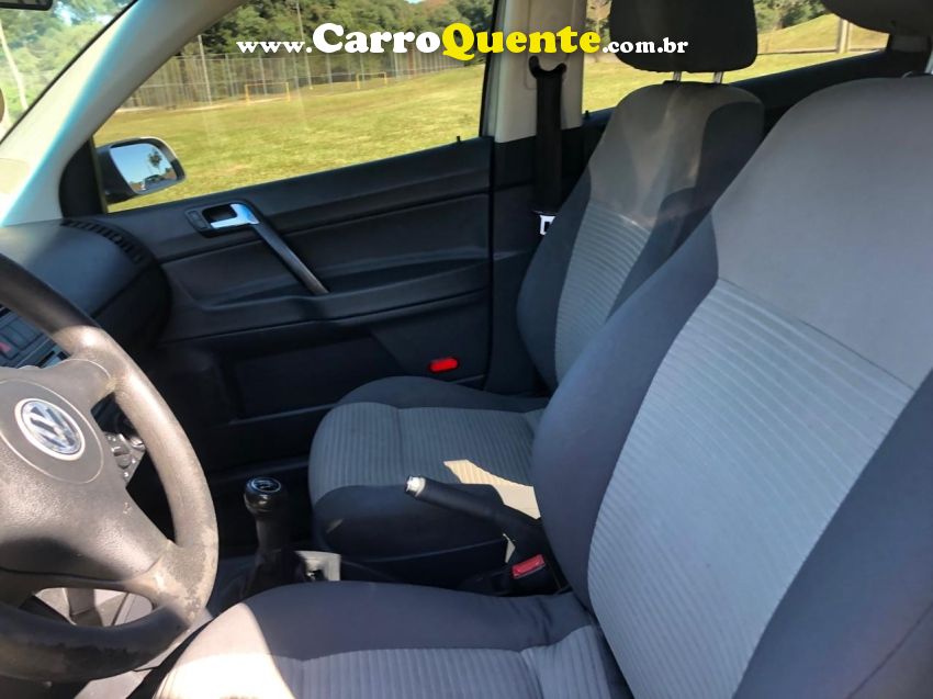 Volkswagen POLO 1.6 MI 8V FLEX 4P MANUAL - Loja