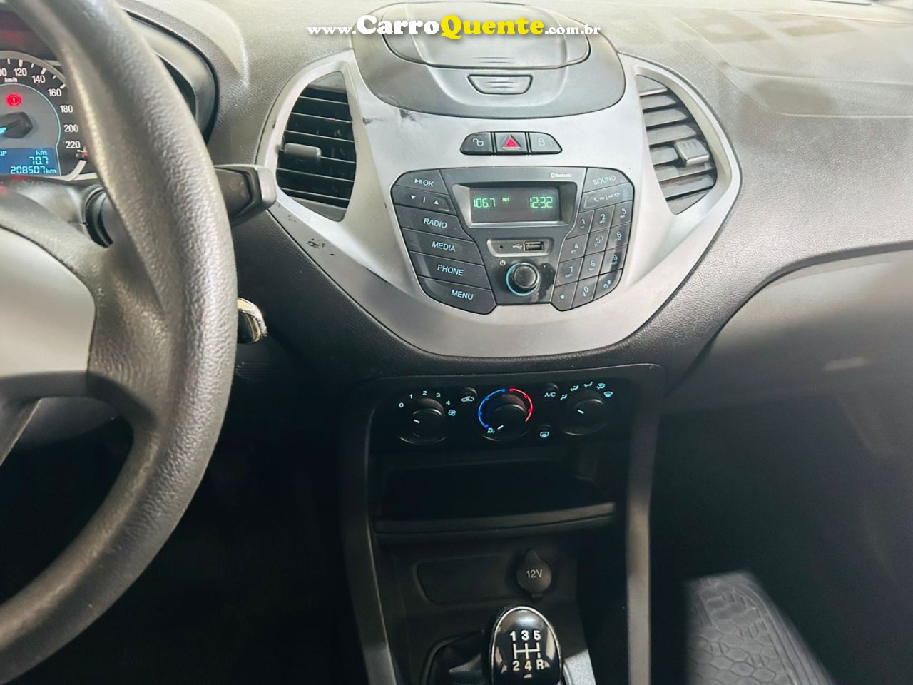 FORD   KA 1.0 SESE PLUS TIVCT FLEX 5P   PRATA 2016 1.0 FLEX - Loja