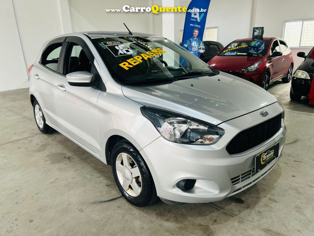 FORD   KA 1.0 SESE PLUS TIVCT FLEX 5P   PRATA 2016 1.0 FLEX - Loja