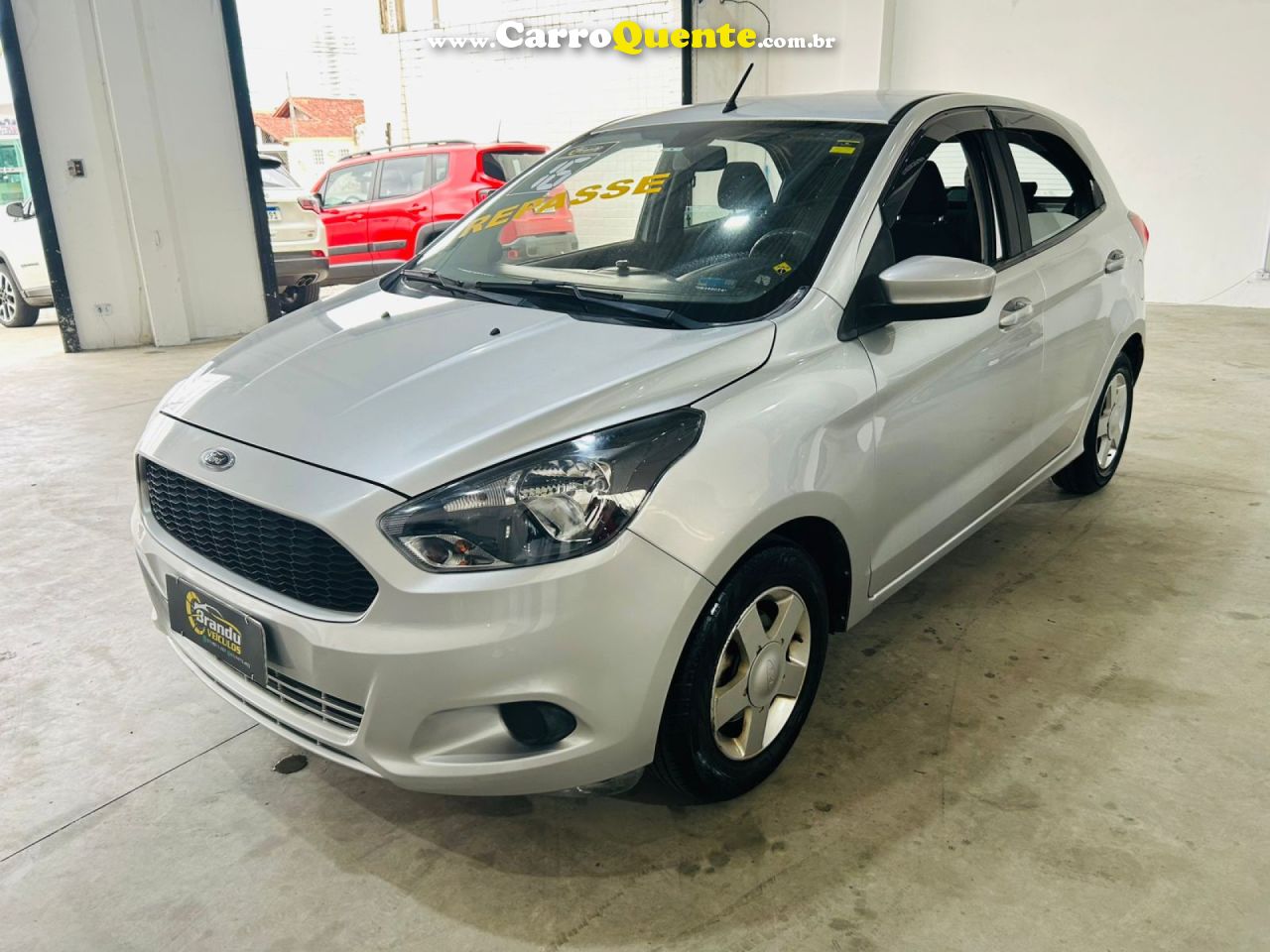 FORD   KA 1.0 SESE PLUS TIVCT FLEX 5P   PRATA 2016 1.0 FLEX - Loja