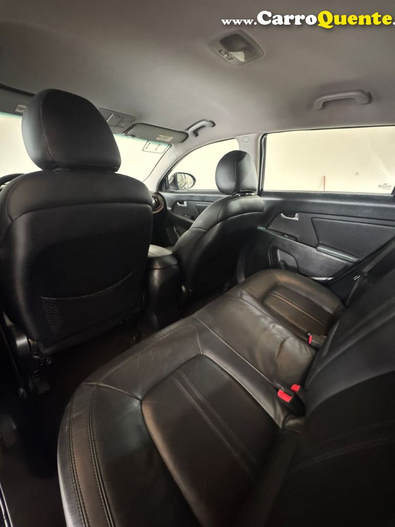 KIA   SPORTAGE EX3 2.0 G4 GASOLINA   PRETO 2011 2.0 GASOLINA - Loja