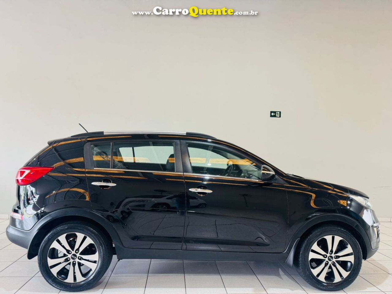 KIA   SPORTAGE EX3 2.0 G4 GASOLINA   PRETO 2011 2.0 GASOLINA - Loja