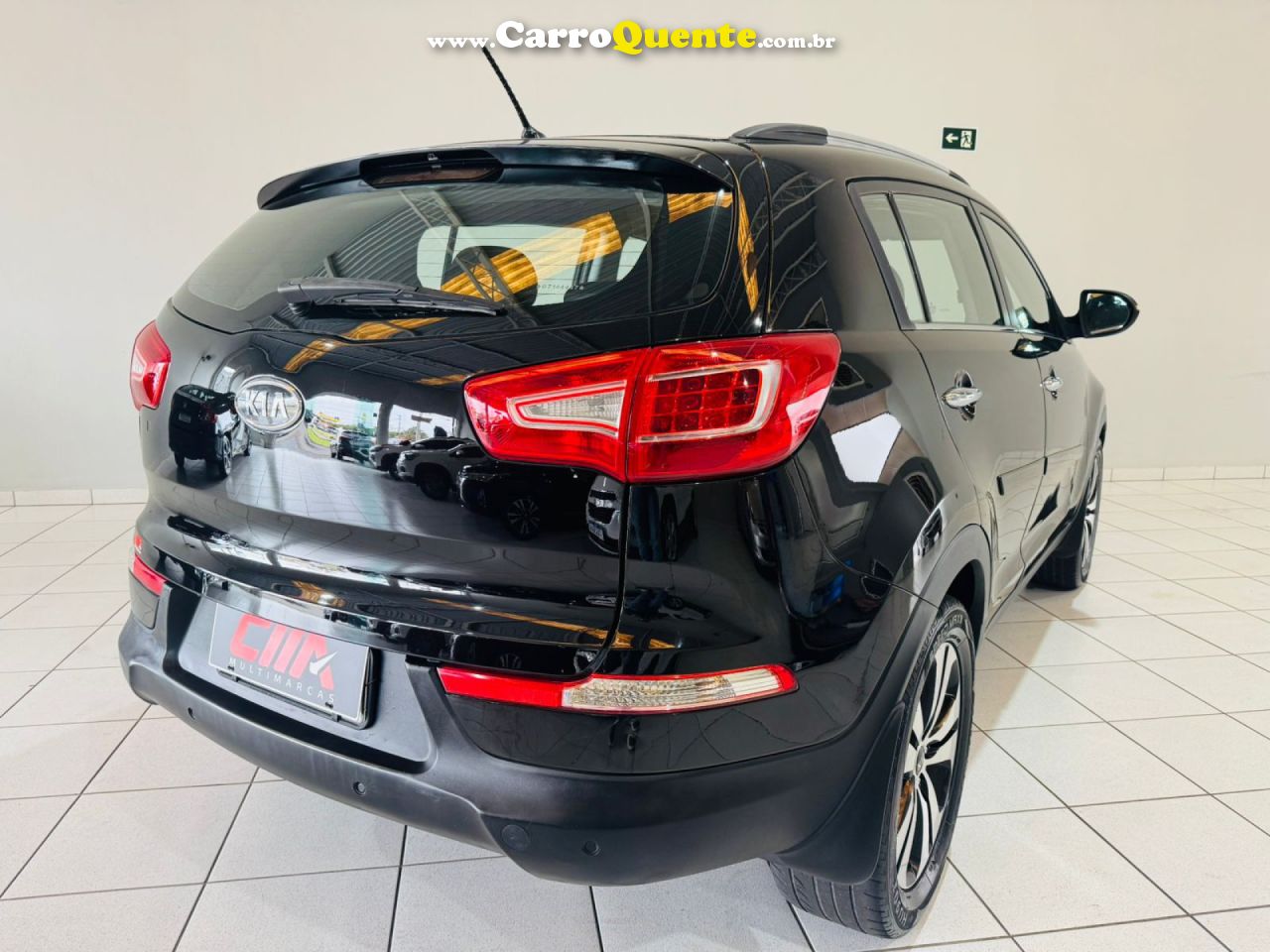 KIA   SPORTAGE EX3 2.0 G4 GASOLINA   PRETO 2011 2.0 GASOLINA - Loja