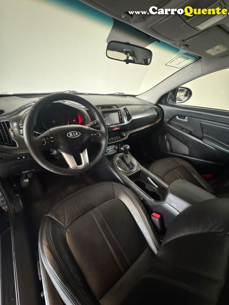 KIA   SPORTAGE EX3 2.0 G4 GASOLINA   PRETO 2011 2.0 GASOLINA - Loja