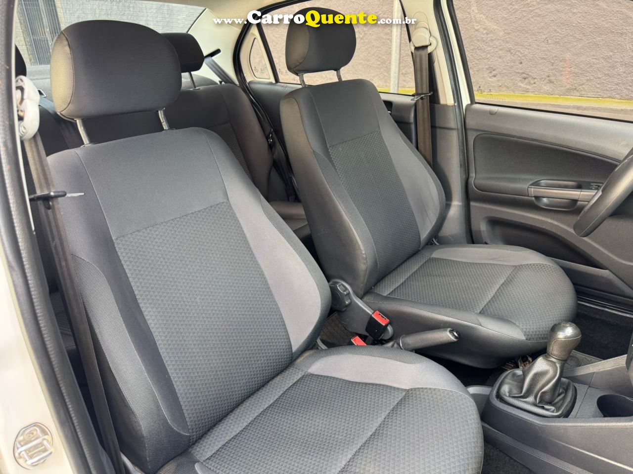 VOLKSWAGEN   VOYAGE 1.0 FLEX 12V 4P   BRANCO 2023 1.0 FLEX - Loja