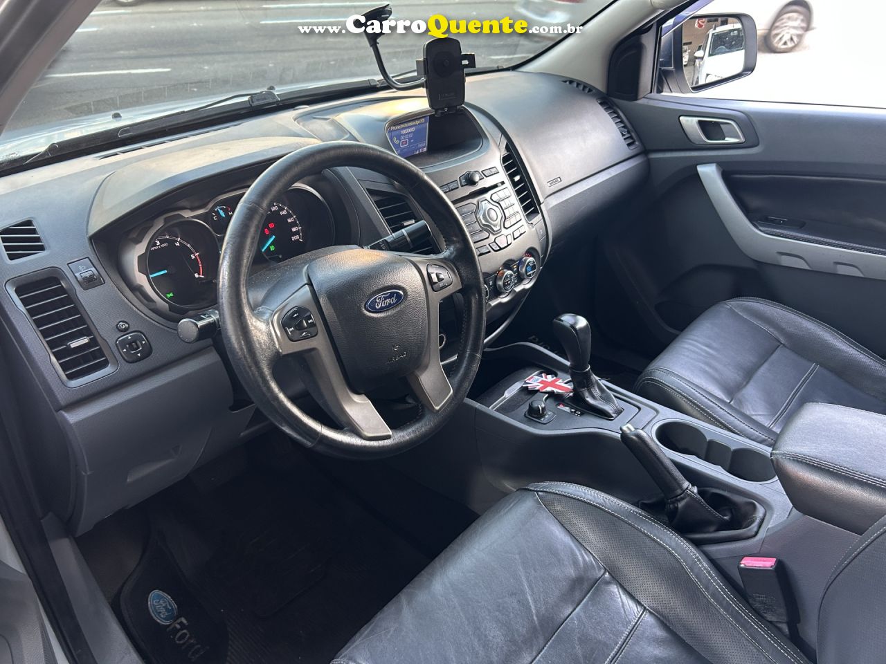 FORD   RANGER LIMITED 3.2 20V 4X4 CD AUT. DIES.   PRATA 2014 3.2 DIESEL - Loja