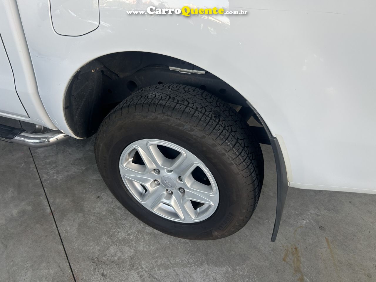 FORD   RANGER LIMITED 3.2 20V 4X4 CD AUT. DIES.   PRATA 2014 3.2 DIESEL - Loja