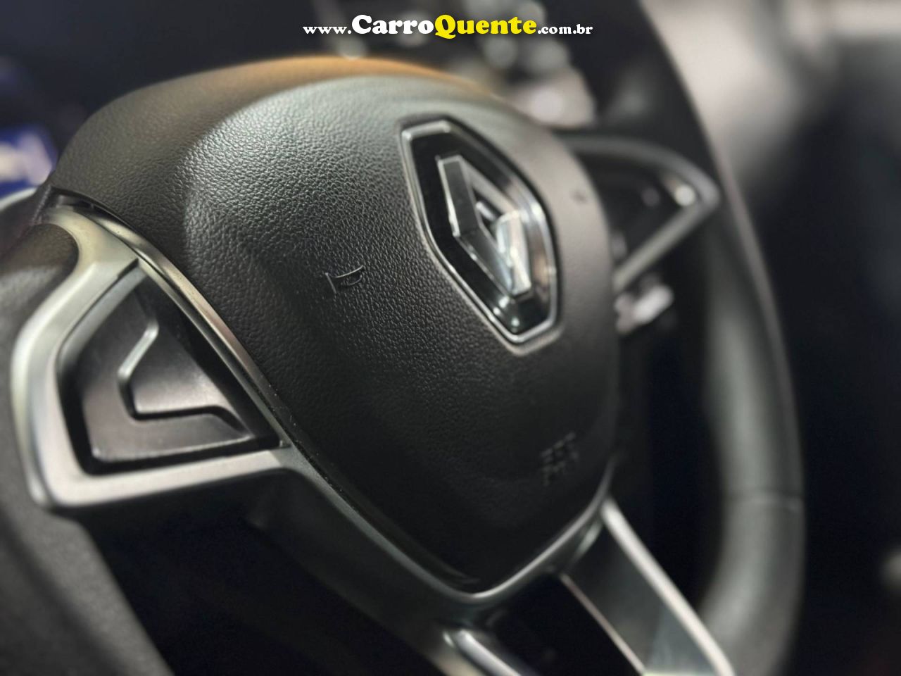 RENAULT LOGAN 2023 - Loja