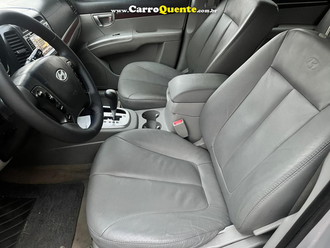HYUNDAI   SANTA FE GLS 2.7 V6 4X4TIPTRONIC   PRATA 2010 2.7 GASOLINA - Loja