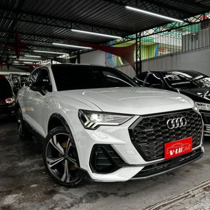 AUDI   Q3 SPB PERF.BLACK PLUS 2.0 TFSI TIP.QUAT   BRANCO 2024 2.0 GASOLINA