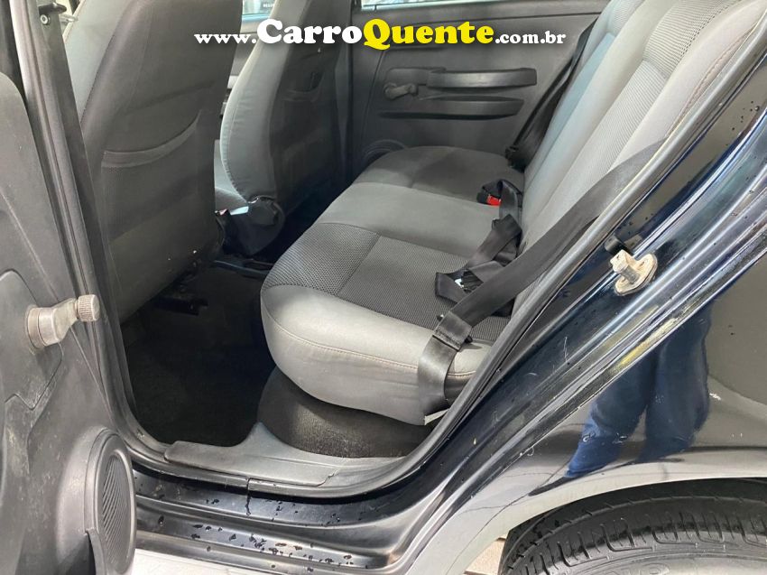 Volkswagen FOX 1.0 MI 8V FLEX 4P MANUAL - Loja