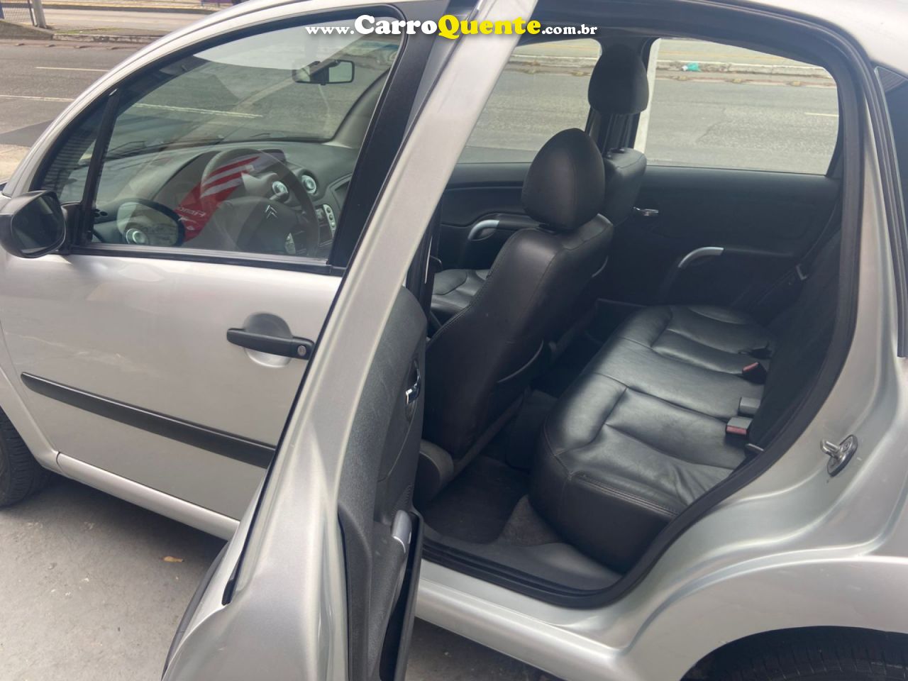 CITROËN   C3 GLX 1.4 GLX SONORA 1.4 FLEX 8V 5P   PRATA 2011 1.4 FLEX - Loja