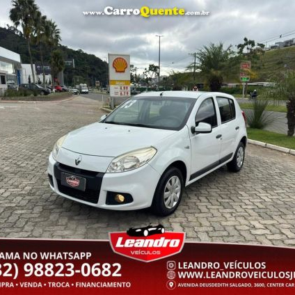 RENAULT   SANDERO EXPRESSION HI-FLEX 1.0 16V 5P   BRANCO 2013 1.0 FLEX