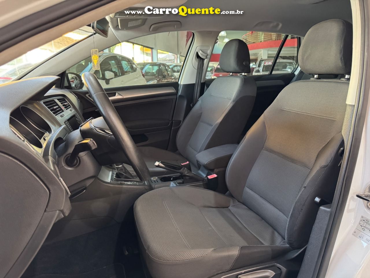 Golf Comfortline 1.4 TSi 2015/2014 Volkswagen - Loja