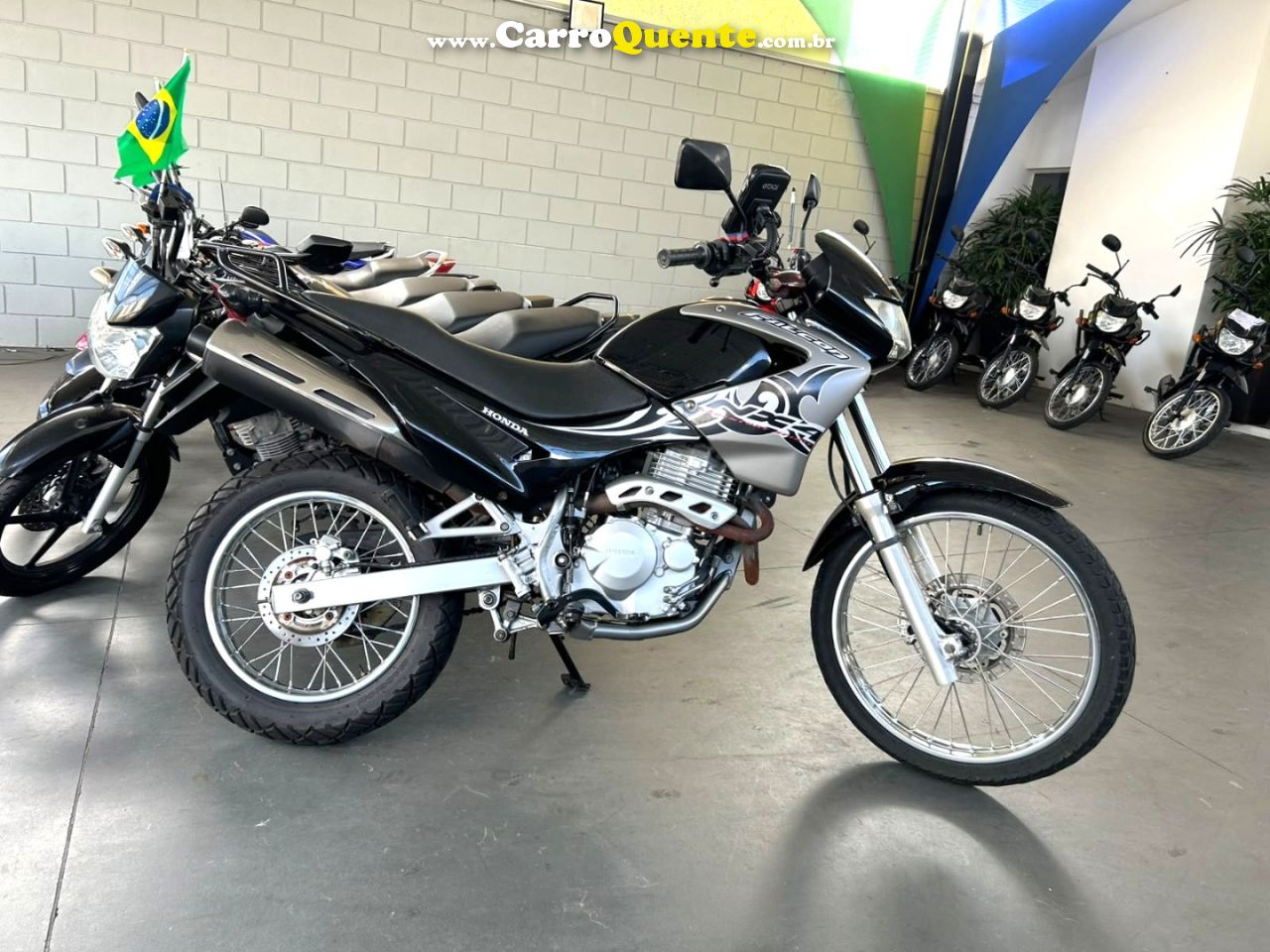 HONDA  NX4 FALCON 2006 Gasolina Manual - Loja