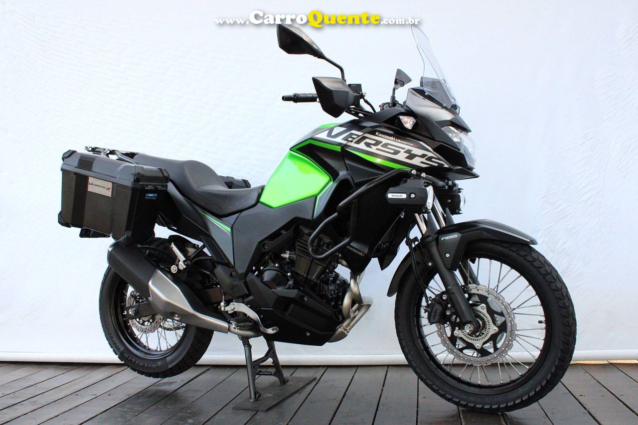 KAWASAKI VERSYS-X 300 TOURER ABS 2024 - Loja