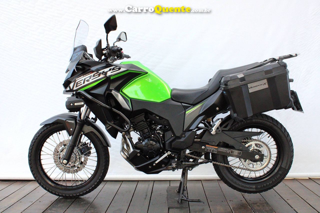 KAWASAKI VERSYS-X 300 TOURER ABS 2024 - Loja
