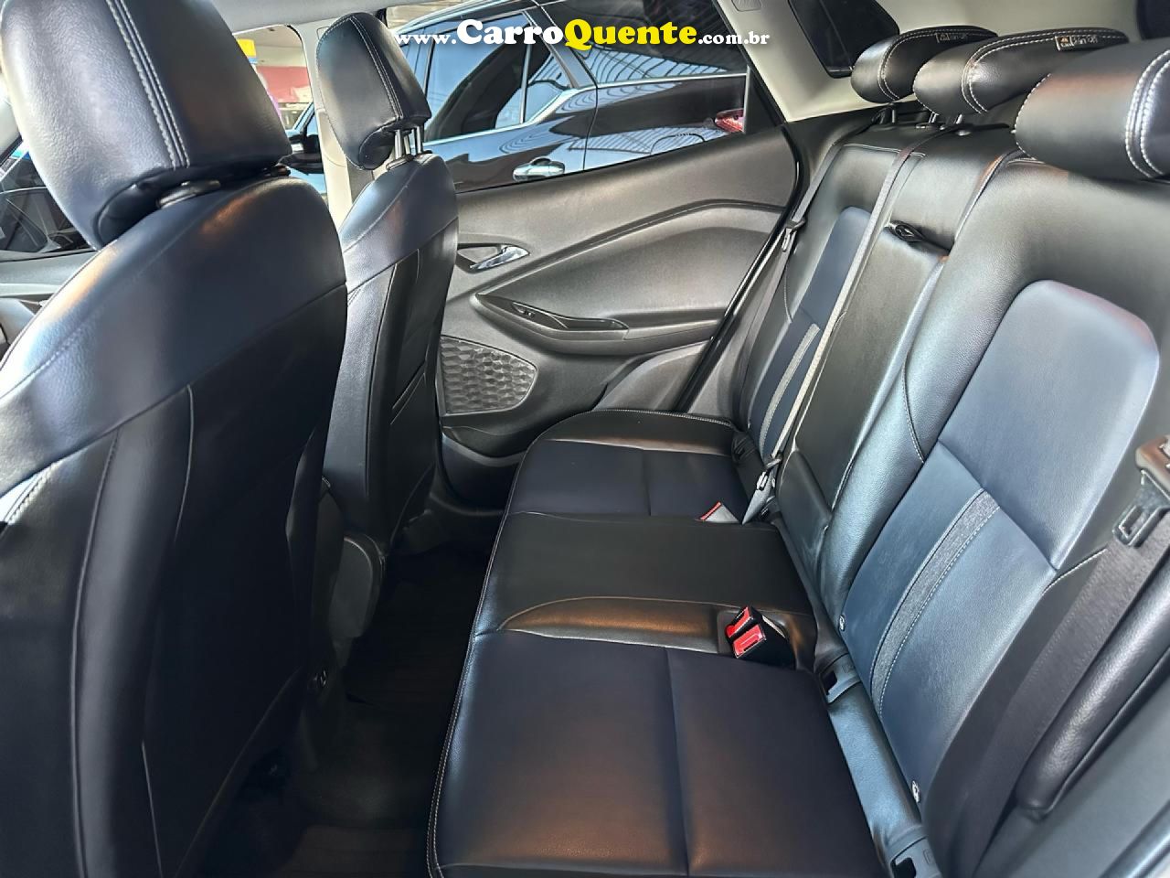 CHEVROLET   TRACKER PREMIER 1.2 TURBO 12V FLEX AUT.   BRANCO 2023 1.2 FLEX - Loja