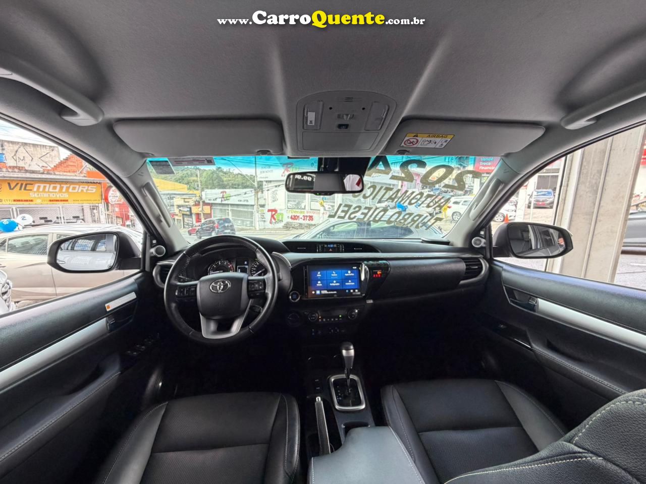 TOYOTA   HILUX CD SRX 4X4 2.8 TDI 16V DIESEL AUT.   PRATA 2024 2.8 DIESEL - Loja