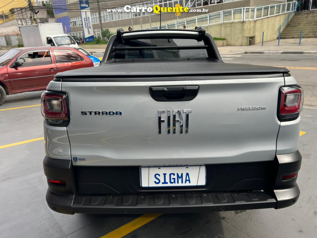 FIAT   STRADA FREEDOM 1.3 FLEX 8V  CS PLUS   PRATA 2025 1.3 FLEX - Loja