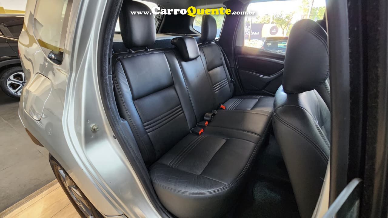 RENAULT   DUSTER DYNAMIQUE 2.0 FLEX 16V AUT.   PRATA 2014 2.0 FLEX - Loja