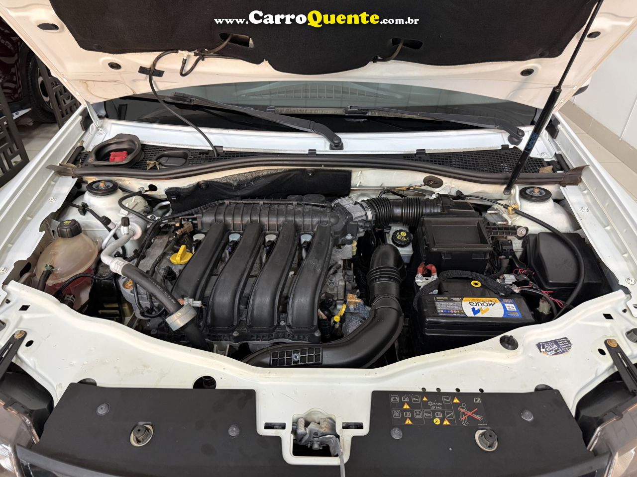 RENAULT   DUSTER DYNAMIQUE 2.0 FLEX 16V AUT.   BRANCO 2017 2.0 FLEX - Loja