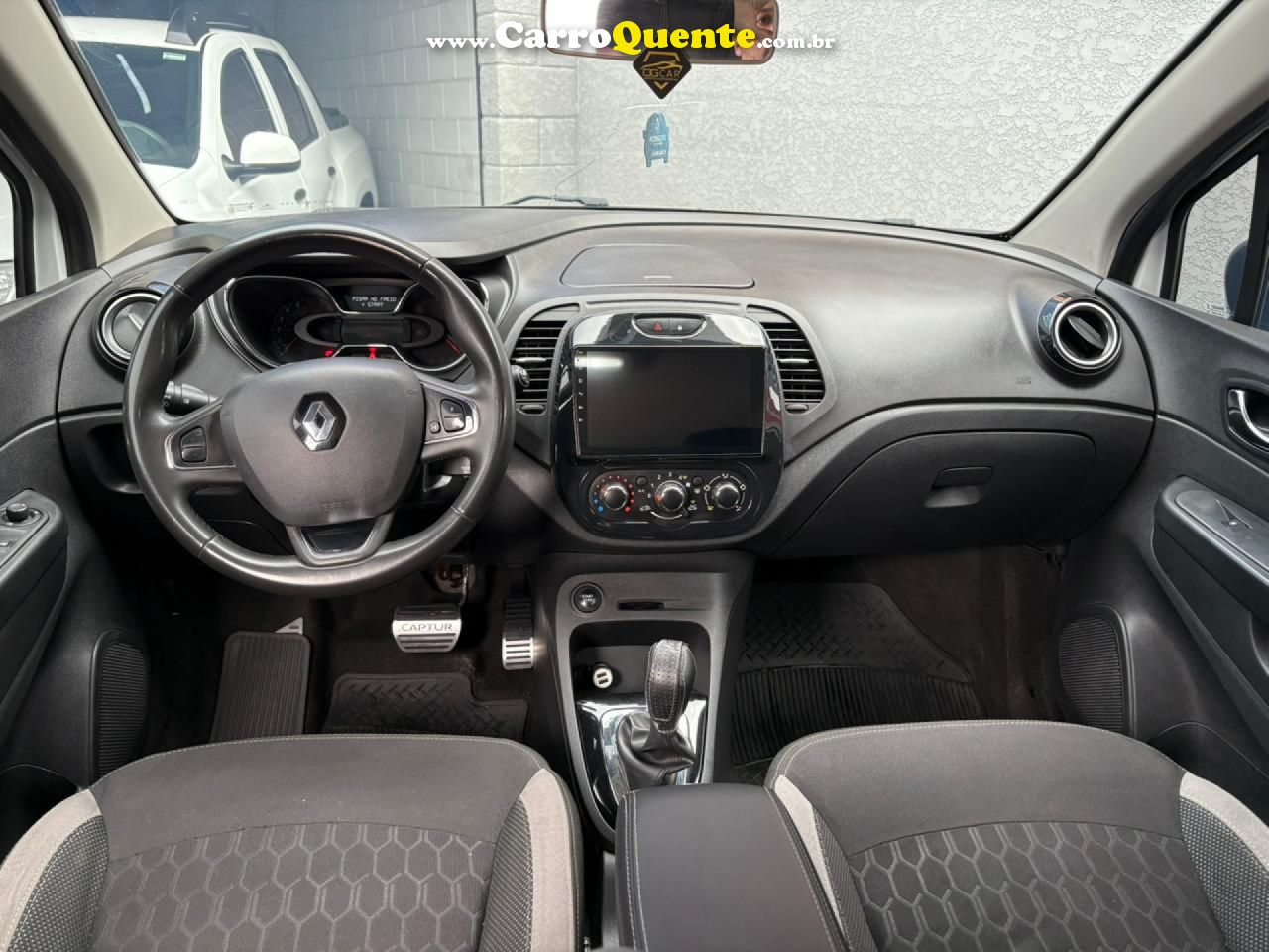 RENAULT   CAPTUR ZEN 1.6 16V FLEX 5P AUT.   BRANCO 2019 1.6 FLEX - Loja