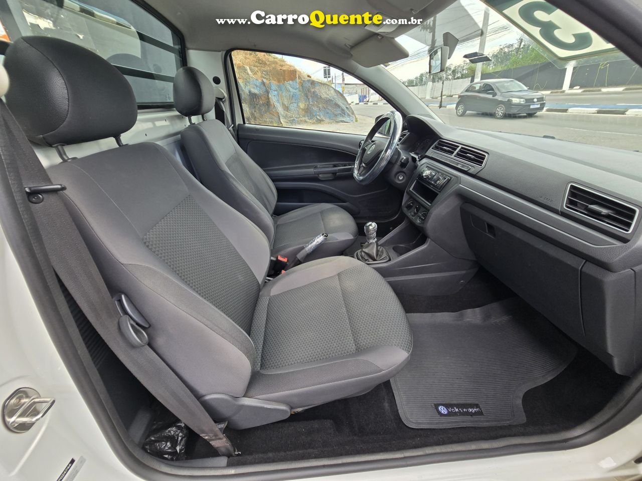 VOLKSWAGEN   SAVEIRO ROBUST 1.6 TOTAL FLEX 16V    BRANCO 2023 1.6 FLEX - Loja