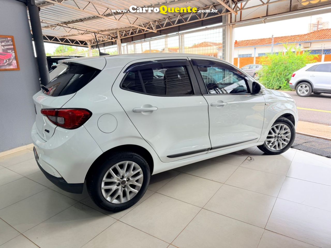 FIAT   ARGO PRECISION 1.8 16V FLEX AUT.   BRANCO 2018 1.8 FLEX - Loja