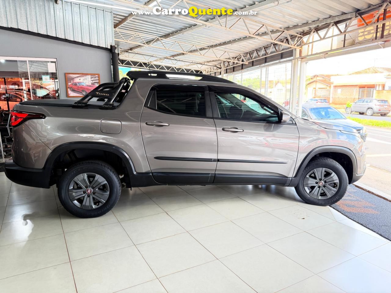 FIAT   TORO FREEDOM 1.8 16V FLEX AUT.   CINZA 2020 1.8 FLEX - Loja
