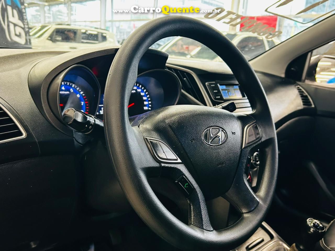 HYUNDAI   HB20 COMF.C.PLUSC.STYLE 1.0 FLEX 12V   BRANCO 2017 1.0 FLEX - Loja