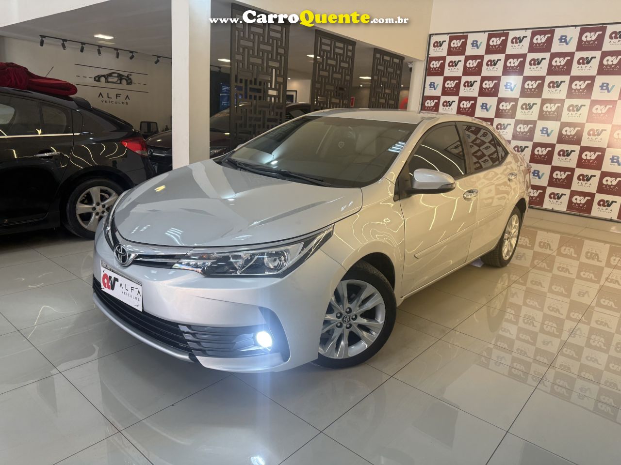 TOYOTA   COROLLA XEI 2.0 FLEX 16V AUT.   PRATA 2018 2.0 FLEX - Loja