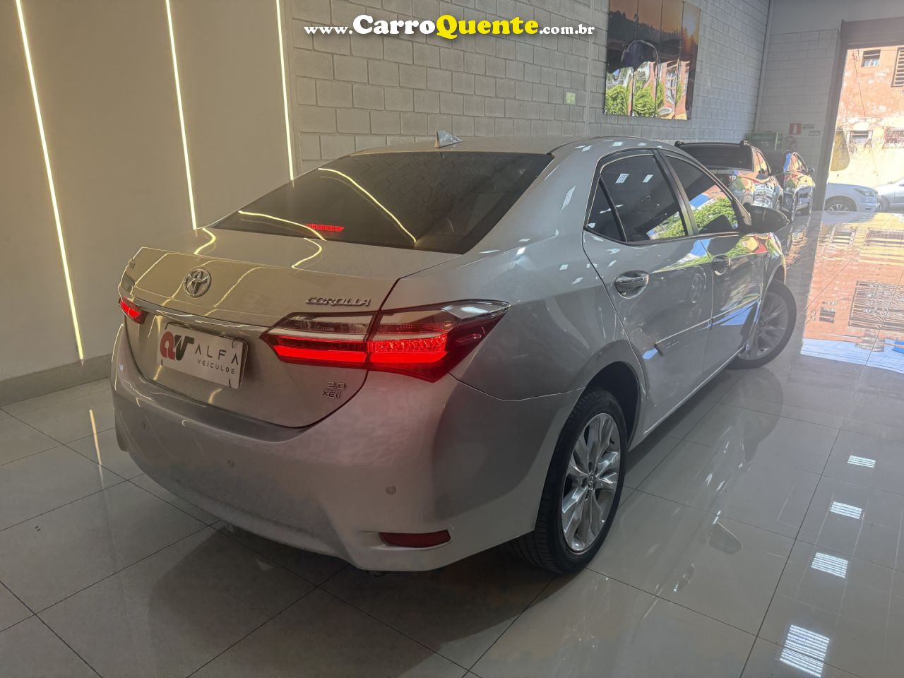 TOYOTA   COROLLA XEI 2.0 FLEX 16V AUT.   PRATA 2018 2.0 FLEX - Loja