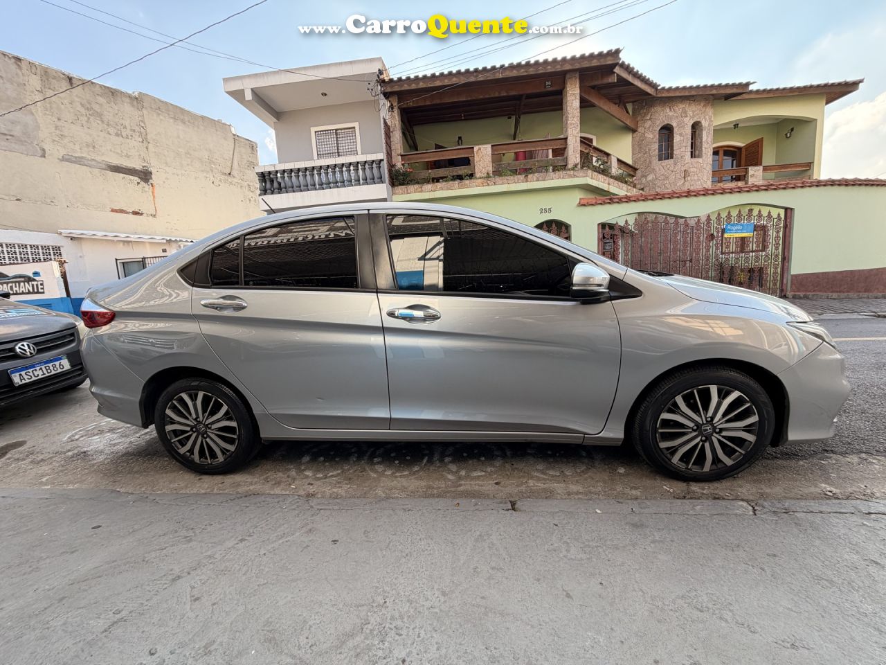 HONDA   CITY SEDAN EXL 1.5 FLEX  16V 4P AUT.   PRATA 2018 1.5 FLEX - Loja