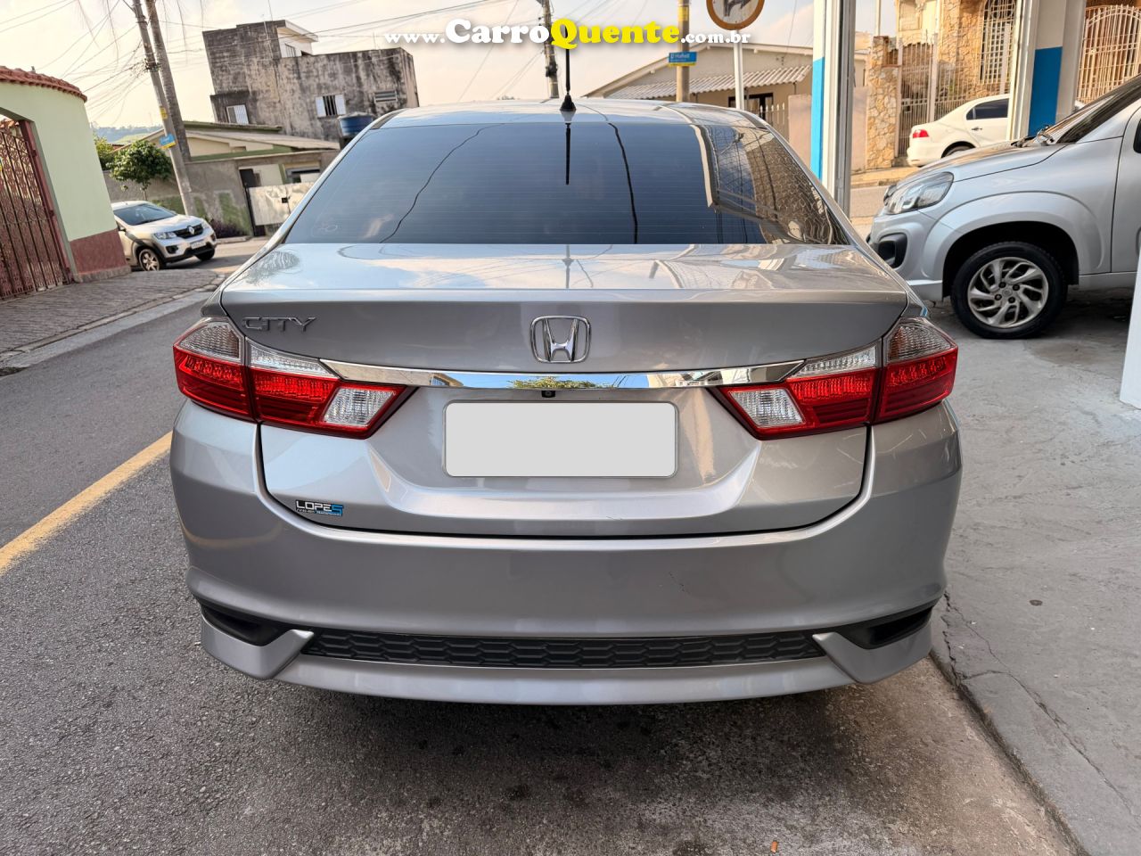 HONDA   CITY SEDAN EXL 1.5 FLEX  16V 4P AUT.   PRATA 2018 1.5 FLEX - Loja