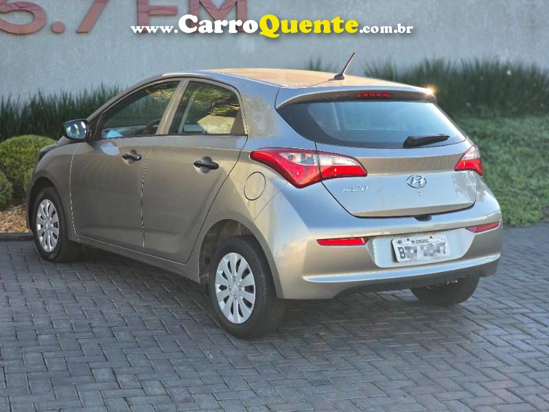 HB20 Comf. C.Plus C.Style 1.0 Flex 12V 2018/2018 Hyundai - Loja