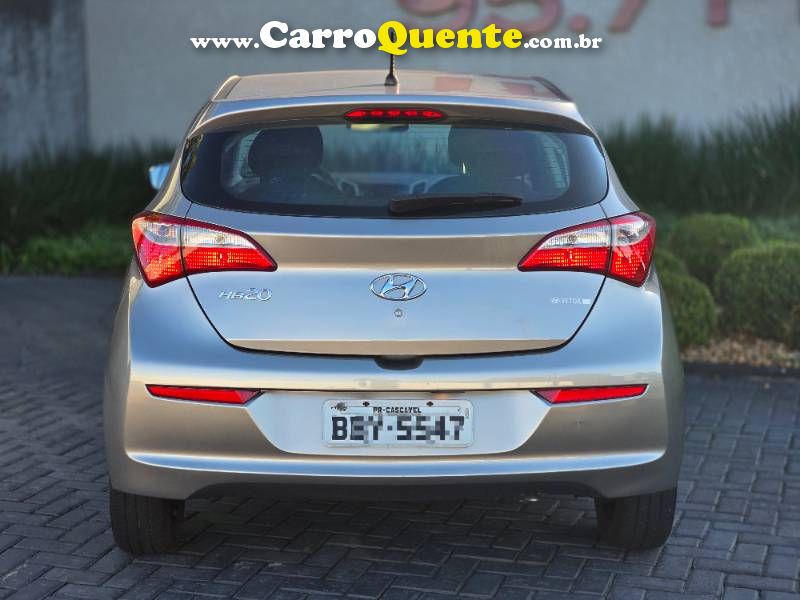 HB20 Comf. C.Plus C.Style 1.0 Flex 12V 2018/2018 Hyundai - Loja