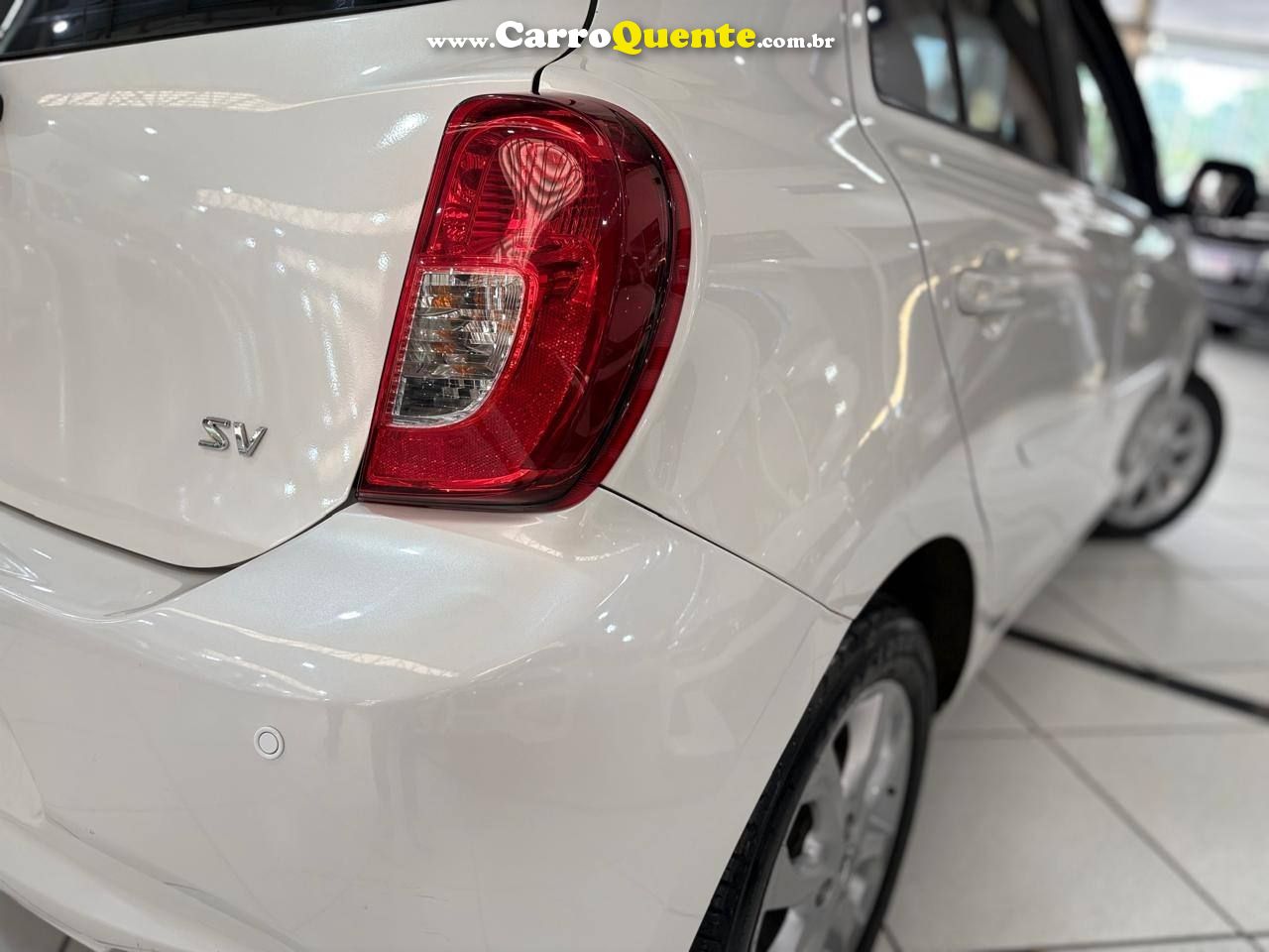 NISSAN MARCH 2017 - Loja