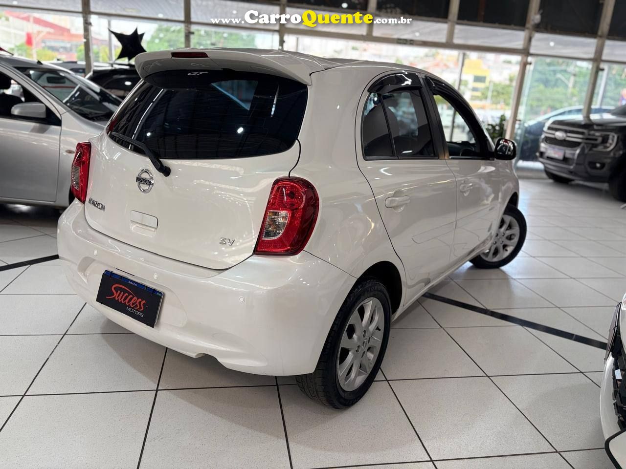 NISSAN MARCH 2017 - Loja
