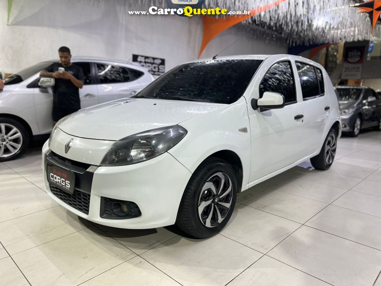 RENAULT   SANDERO EXPRESSION HI-FLEX 1.0 16V 5P   BRANCO 2014 1.0 GASOLINA - Loja