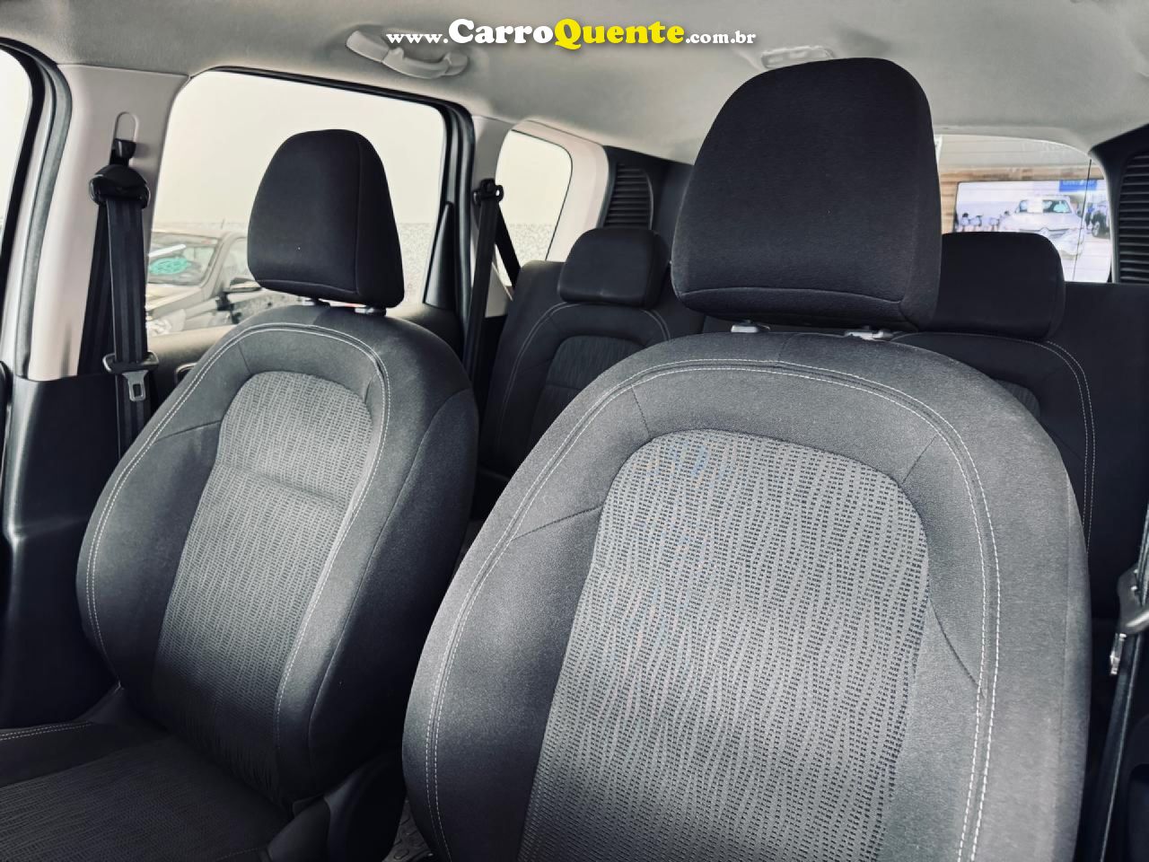 CITROËN   C3 PICASSO GLX 1.5 FLEX 8V 5P MEC.   PRATA 2014 1.5 FLEX - Loja