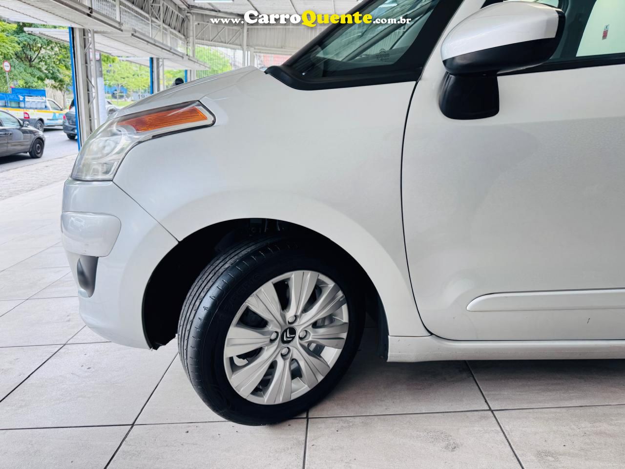 CITROËN   C3 PICASSO GLX 1.5 FLEX 8V 5P MEC.   PRATA 2014 1.5 FLEX - Loja