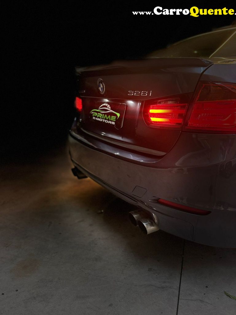 BMW   328IA SPORT 2.0 16V2.0 16V FLEX 4P   CINZA 2015 2.0 FLEX - Loja