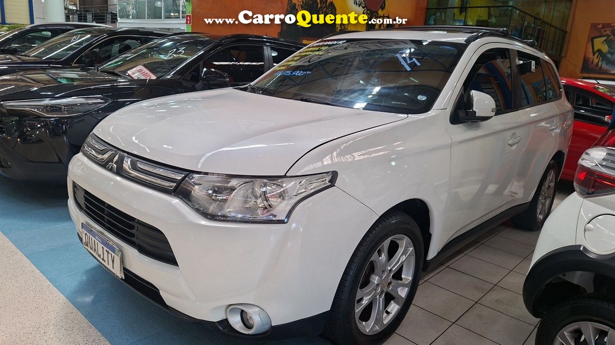 MITSUBISHI OUTLANDER 2.0 16V 2014 - Loja