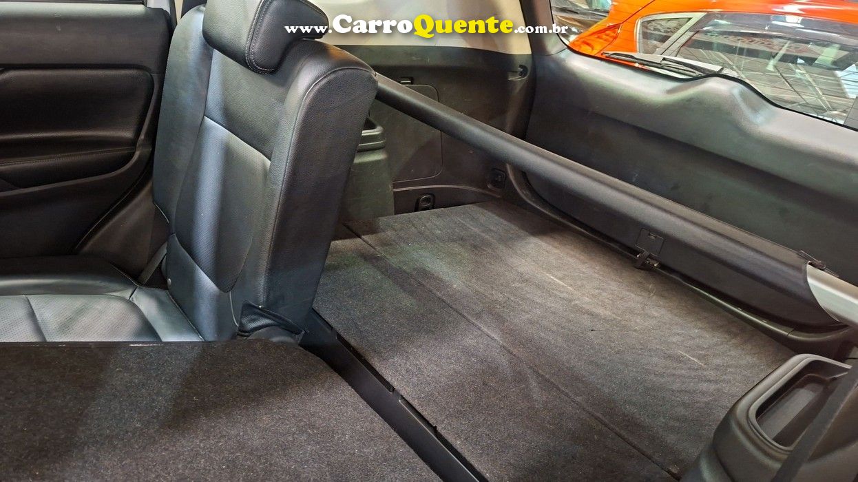 MITSUBISHI OUTLANDER 2.0 16V 2014 - Loja