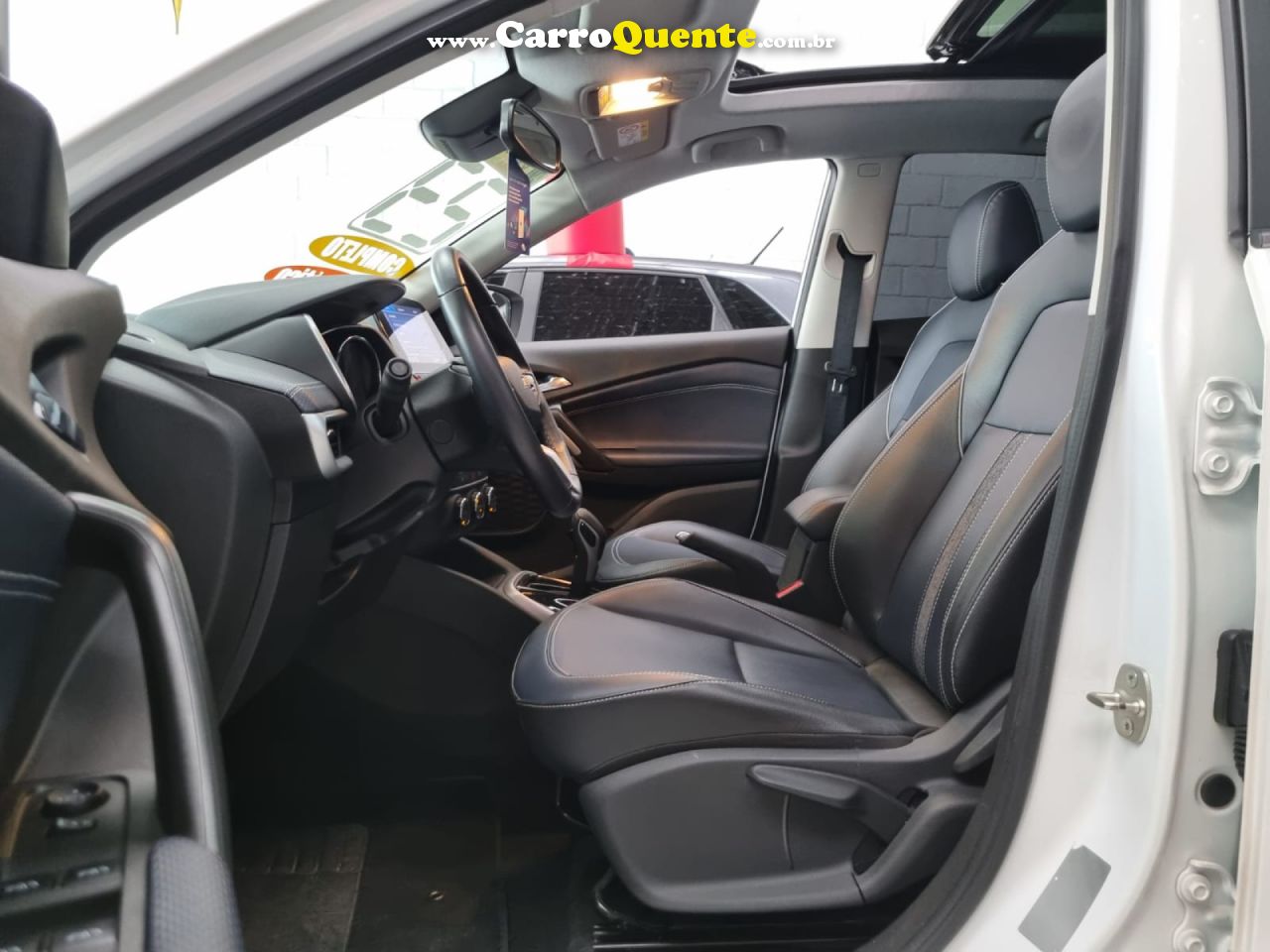CHEVROLET   TRACKER PREMIER 1.2 TURBO 12V FLEX AUT.   BRANCO 2023 1.2 FLEX - Loja