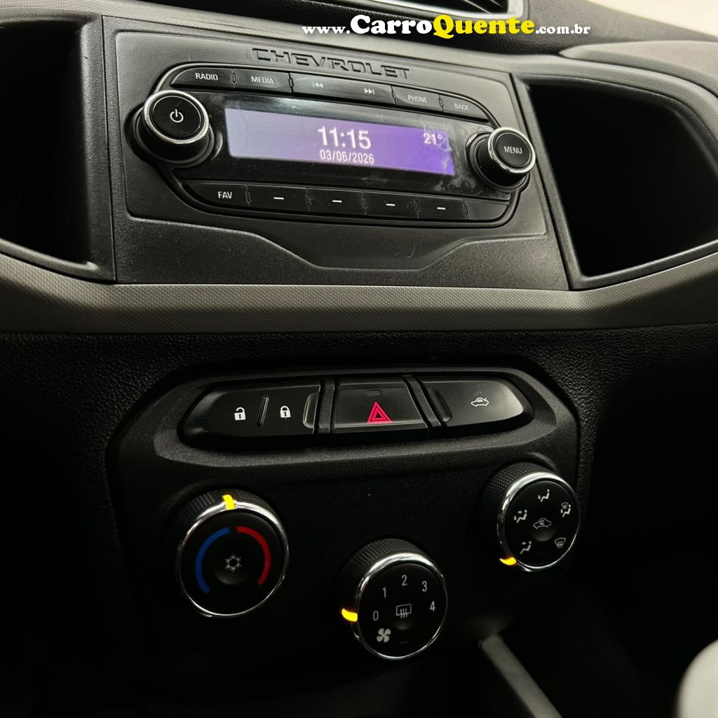CHEVROLET   ONIX HATCH LT 1.0 8V FLEXPOWER 5P MEC.   BRANCO 2019 1.0 FLEX - Loja