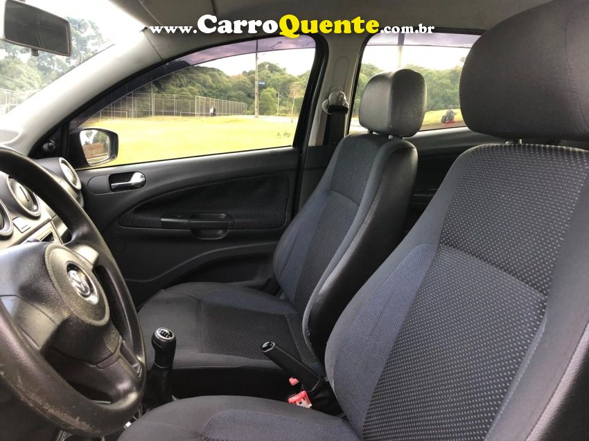 Volkswagen VOYAGE 1.0 MI CITY 8V FLEX 4P MANUAL - Loja