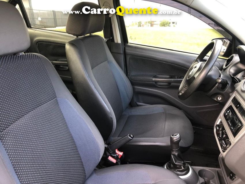 Volkswagen VOYAGE 1.0 MI CITY 8V FLEX 4P MANUAL - Loja