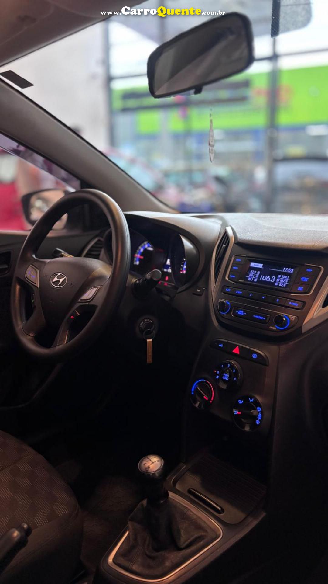 HYUNDAI   HB20 1.0M UNIQUE    BRANCO 2019 1.0 FLEX - Loja